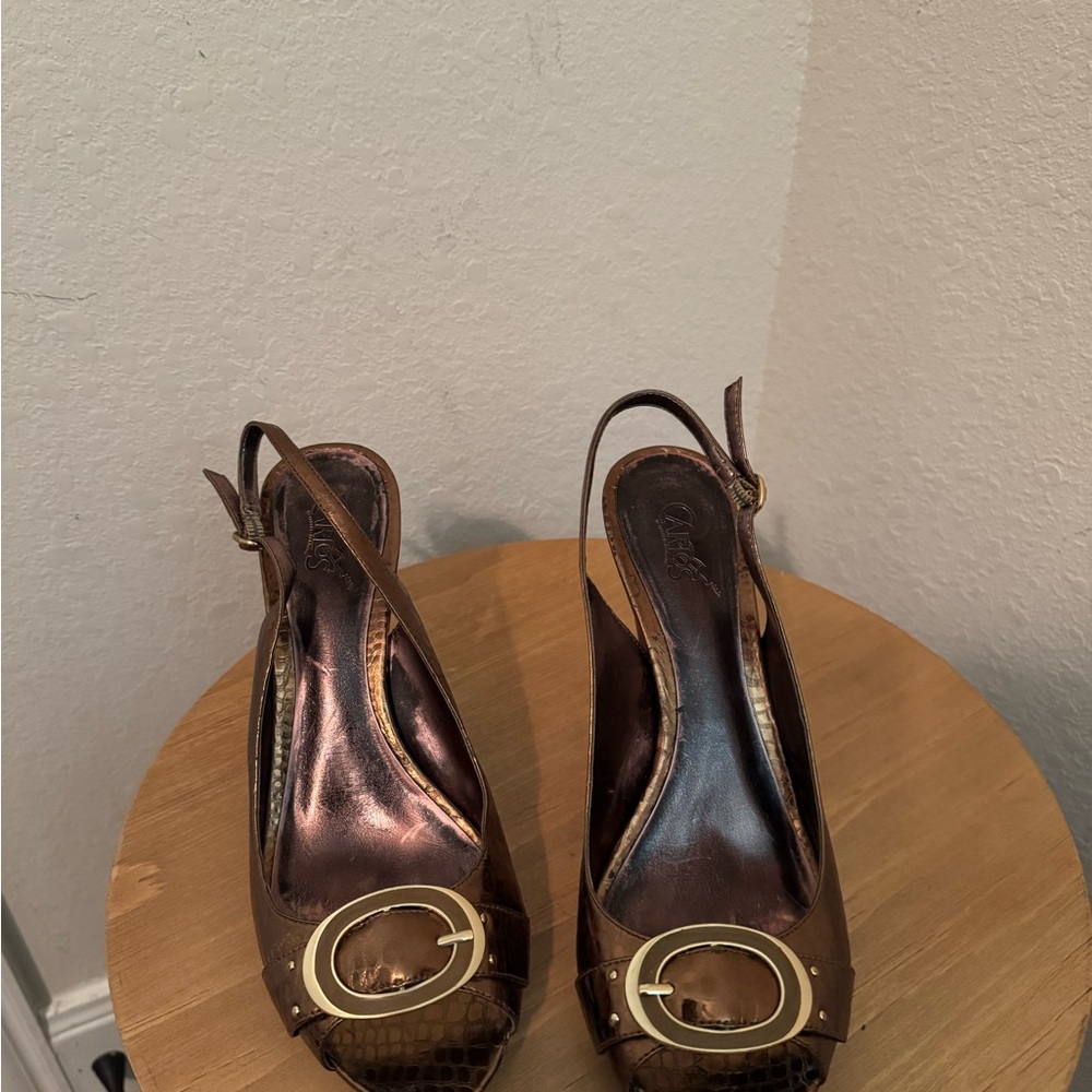 Carlos by Carlos Santana Brown Heels with Gold Accents